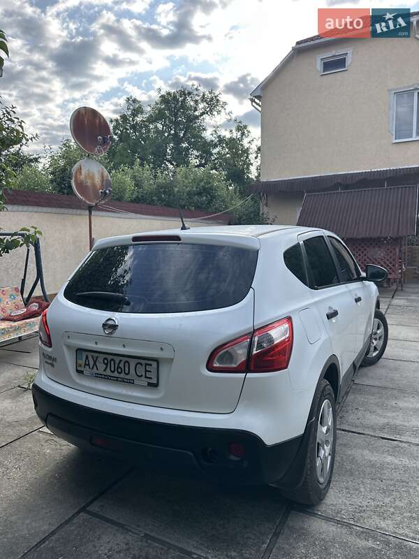 Внедорожник / Кроссовер Nissan Qashqai 2012 в Берегово