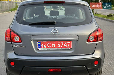 Позашляховик / Кросовер Nissan Qashqai 2009 в 