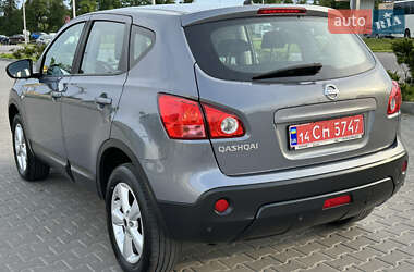 Позашляховик / Кросовер Nissan Qashqai 2009 в 