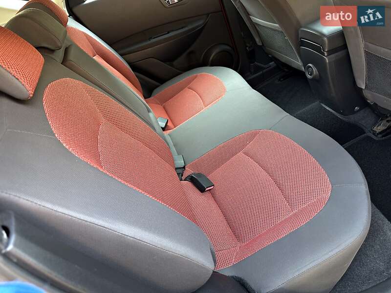 Позашляховик / Кросовер Nissan Qashqai 2008 в Одесі