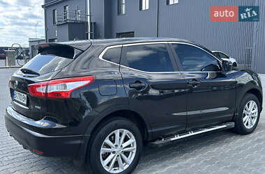 Внедорожник / Кроссовер Nissan Qashqai 2016 в 