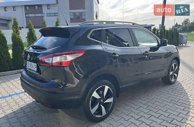 Внедорожник / Кроссовер Nissan Qashqai 2015 в 