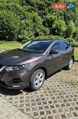 Внедорожник / Кроссовер Nissan Qashqai 2018 в Ужгороде