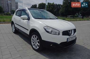 Позашляховик / Кросовер Nissan Qashqai 2011 в Черкасах