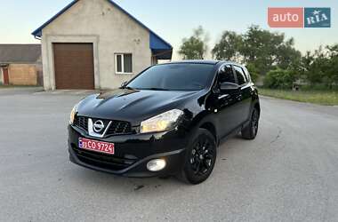 Позашляховик / Кросовер Nissan Qashqai 2011 в Радивиліві