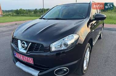 Позашляховик / Кросовер Nissan Qashqai 2011 в Рівному