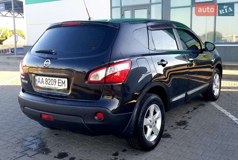 Внедорожник / Кроссовер Nissan Qashqai 2012 в Нововолынске