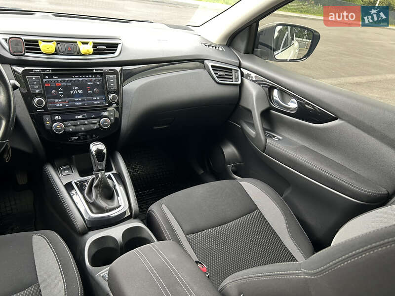 Внедорожник / Кроссовер Nissan Qashqai 2018 в Чернигове