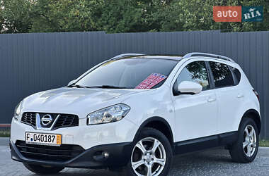 Позашляховик / Кросовер Nissan Qashqai 2013 в 