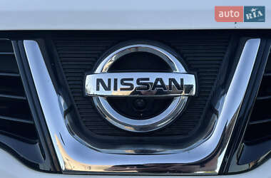 Позашляховик / Кросовер Nissan Qashqai 2013 в 