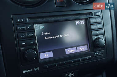 Позашляховик / Кросовер Nissan Qashqai 2013 в 