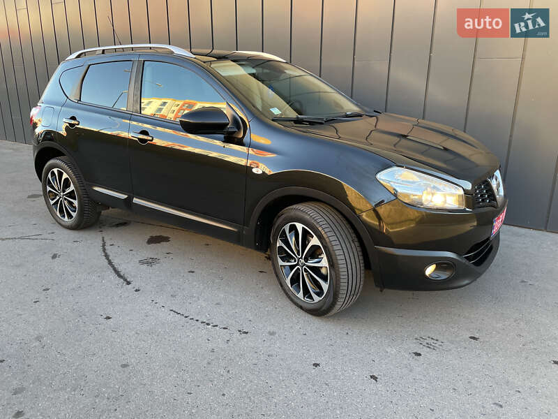 Позашляховик / Кросовер Nissan Qashqai 2013 в Рівному