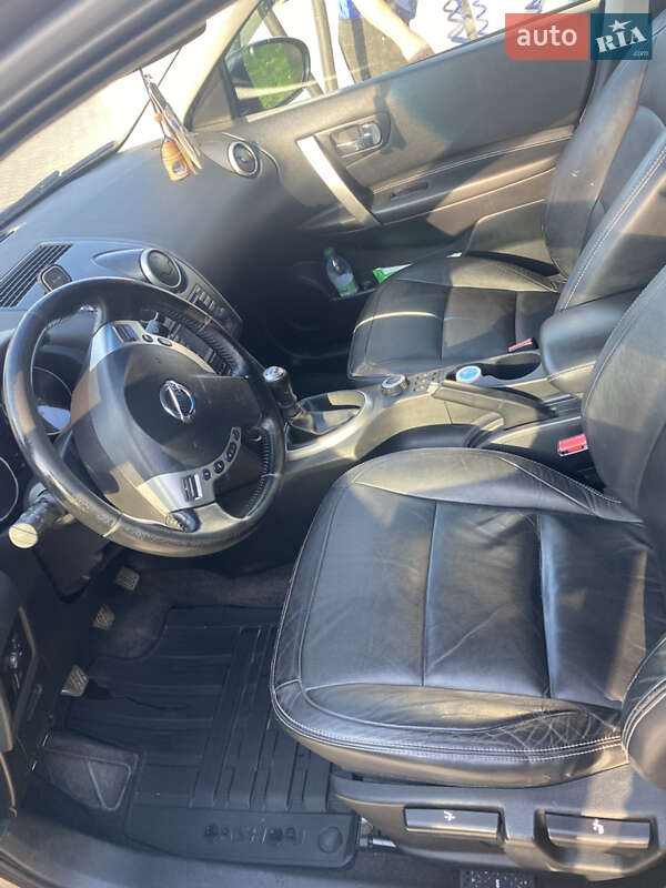 Внедорожник / Кроссовер Nissan Qashqai 2009 в Бориславе