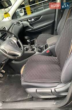 Внедорожник / Кроссовер Nissan Qashqai 2016 в 