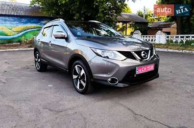 Внедорожник / Кроссовер Nissan Qashqai 2017 в Новоархангельске
