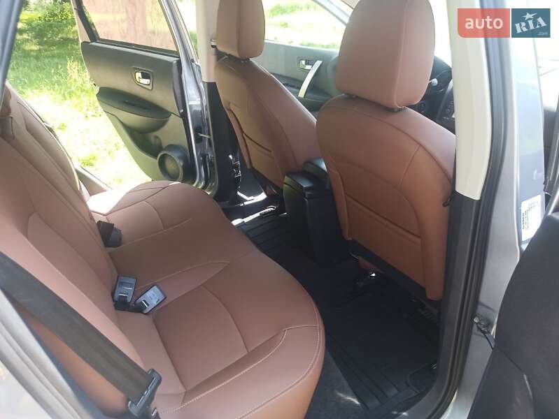 Внедорожник / Кроссовер Nissan Qashqai 2011 в Луцке