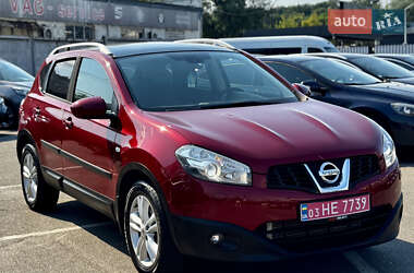 Внедорожник / Кроссовер Nissan Qashqai 2010 в Киеве