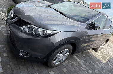 Позашляховик / Кросовер Nissan Qashqai 2014 в Луцьку