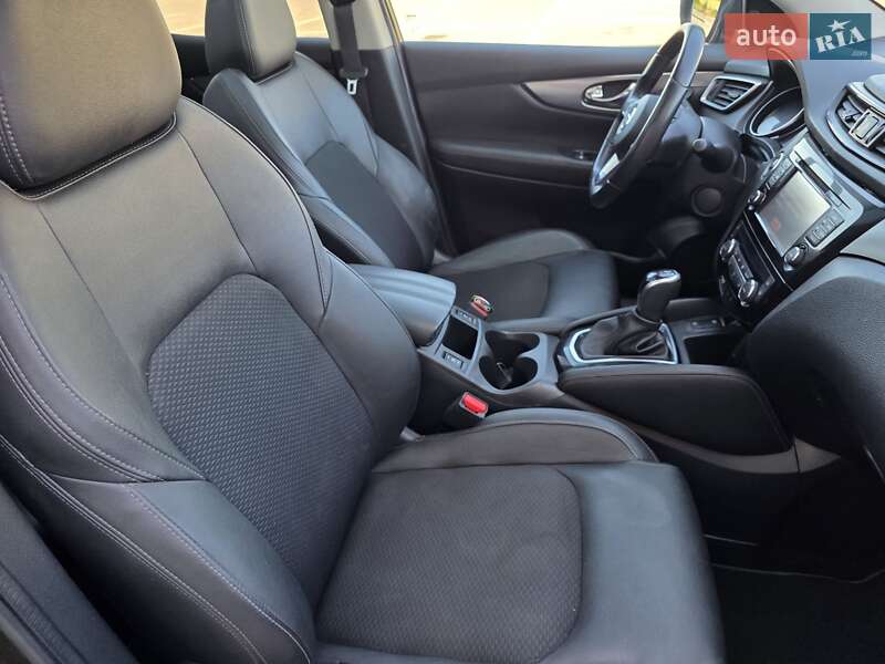 Позашляховик / Кросовер Nissan Qashqai 2020 в Тернополі