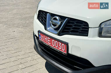 Позашляховик / Кросовер Nissan Qashqai 2011 в 