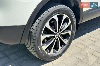 Позашляховик / Кросовер Nissan Qashqai 2011 в 