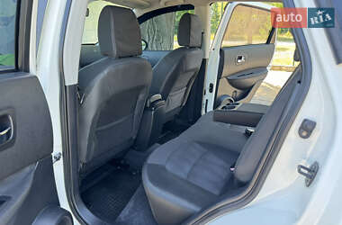 Позашляховик / Кросовер Nissan Qashqai 2011 в 