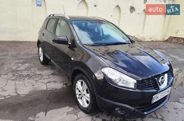 Внедорожник / Кроссовер Nissan Qashqai 2010 в 
