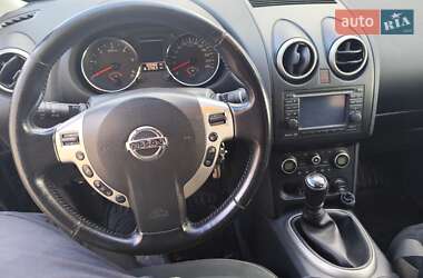 Внедорожник / Кроссовер Nissan Qashqai 2010 в 