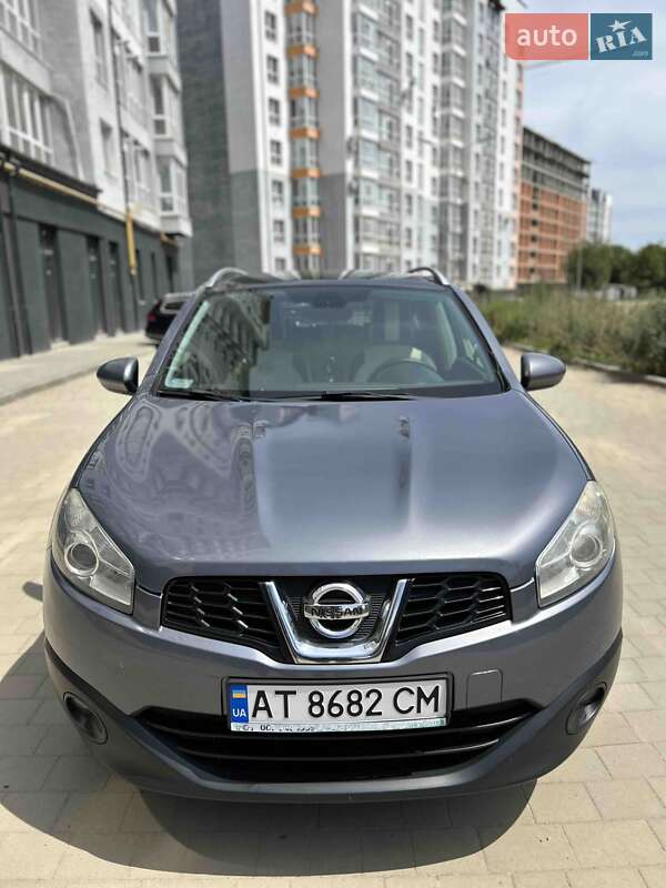 Позашляховик / Кросовер Nissan Qashqai 2010 в Івано-Франківську
