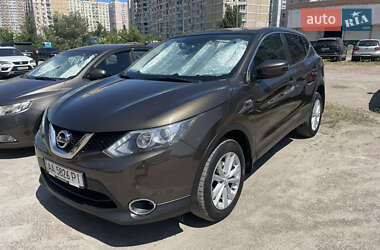 Позашляховик / Кросовер Nissan Qashqai 2015 в Києві