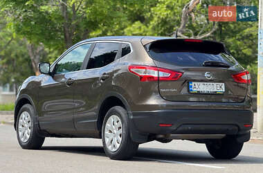 Внедорожник / Кроссовер Nissan Qashqai 2016 в Харькове