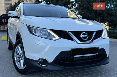 Позашляховик / Кросовер Nissan Qashqai 2015 в 