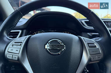 Позашляховик / Кросовер Nissan Qashqai 2015 в 