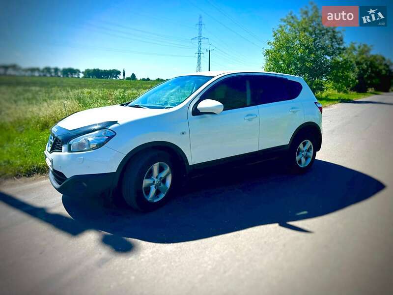 Внедорожник / Кроссовер Nissan Qashqai 2012 в Староконстантинове
