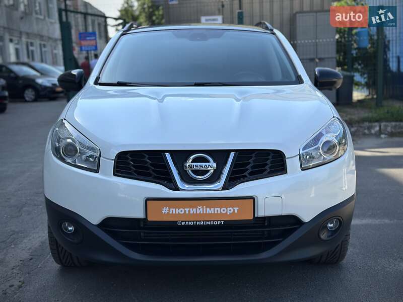 Позашляховик / Кросовер Nissan Qashqai 2013 в Сумах