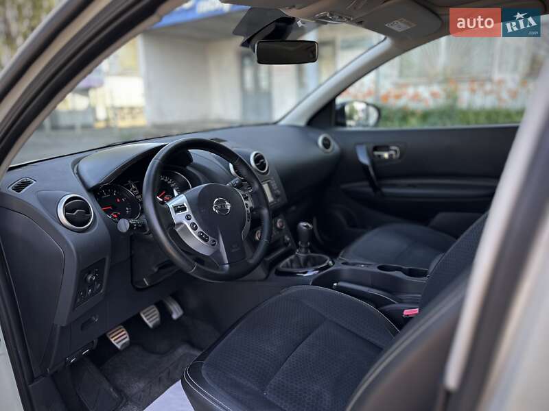 Позашляховик / Кросовер Nissan Qashqai 2013 в Сумах