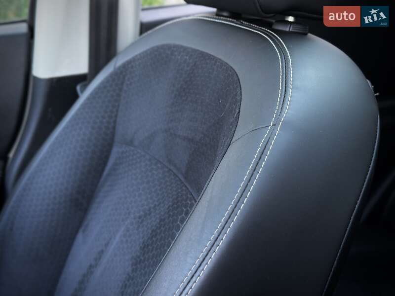 Позашляховик / Кросовер Nissan Qashqai 2013 в Сумах