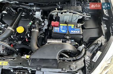 Позашляховик / Кросовер Nissan Qashqai 2013 в 