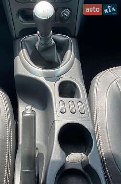 Внедорожник / Кроссовер Nissan Qashqai 2010 в 
