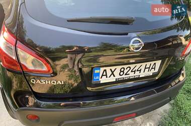 Внедорожник / Кроссовер Nissan Qashqai 2011 в 