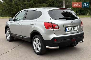 Внедорожник / Кроссовер Nissan Qashqai 2008 в 