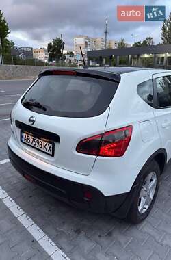 Внедорожник / Кроссовер Nissan Qashqai 2013 в 
