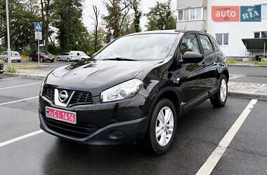 Внедорожник / Кроссовер Nissan Qashqai 2011 в Джурине
