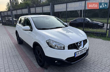 Позашляховик / Кросовер Nissan Qashqai 2013 в Запоріжжі