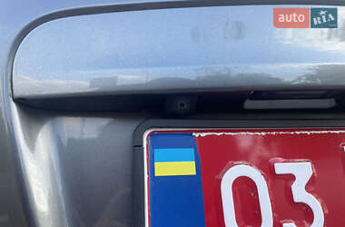 Внедорожник / Кроссовер Nissan Qashqai 2011 в 