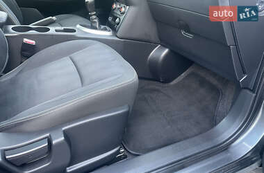 Внедорожник / Кроссовер Nissan Qashqai 2011 в 