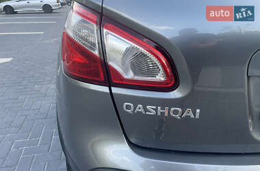 Внедорожник / Кроссовер Nissan Qashqai 2011 в 