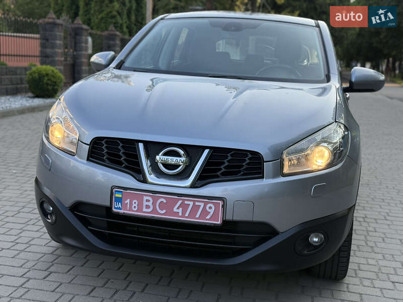 Внедорожник / Кроссовер Nissan Qashqai 2011 в Ровно
