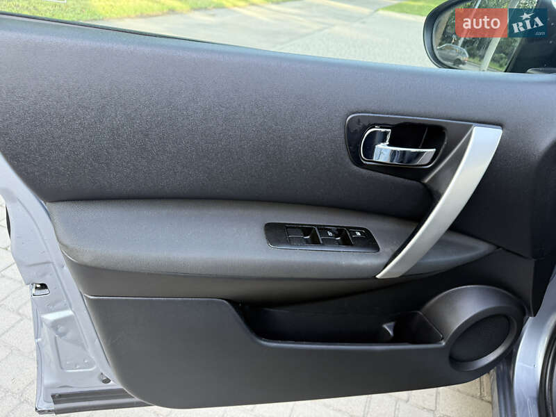 Внедорожник / Кроссовер Nissan Qashqai 2011 в Ровно