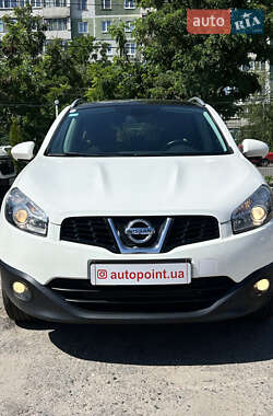 Позашляховик / Кросовер Nissan Qashqai 2012 в Сумах